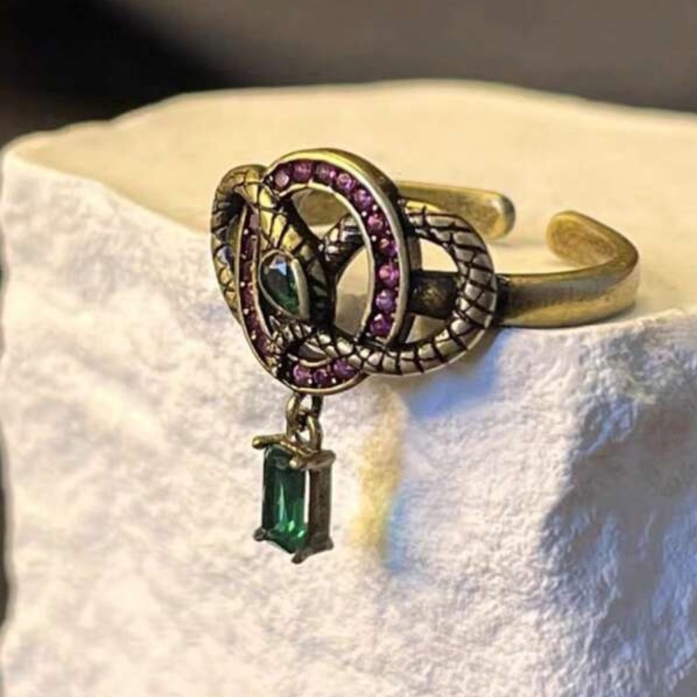 Snake Ring - Picture 5 of 5